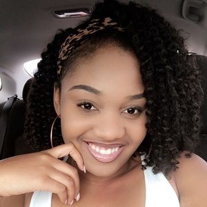 Meet your Posher, Kimberlee